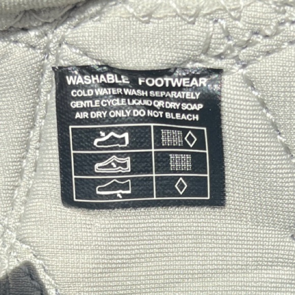 KEEN Men’s Newport H2 Sandals - Grey - Size 10 - Picture 12 of 12